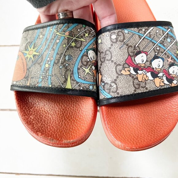 Limited edition Gucci Pursuit Huey Dewey Louie slides - Picture 2 of 5